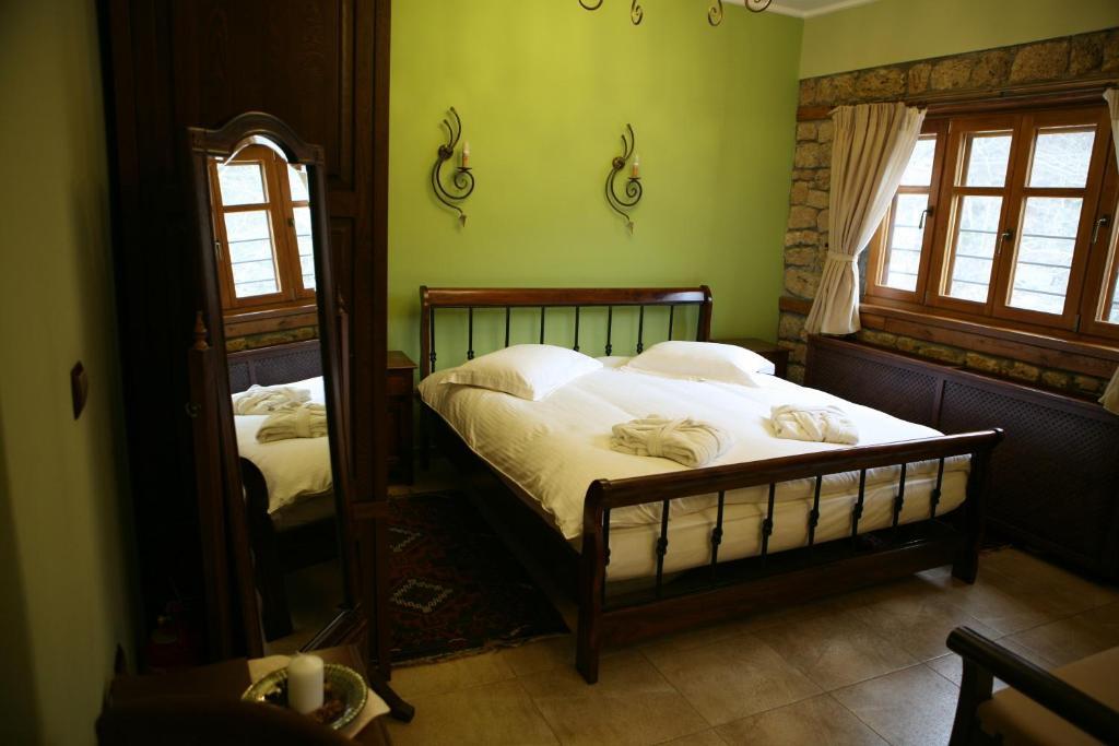 Roes Suites Káto Loutrákion Kültér fotó